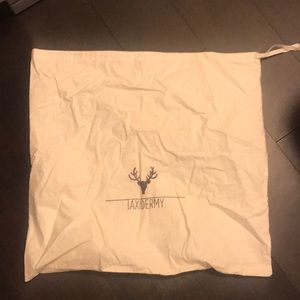 Taxidermy large dust bag